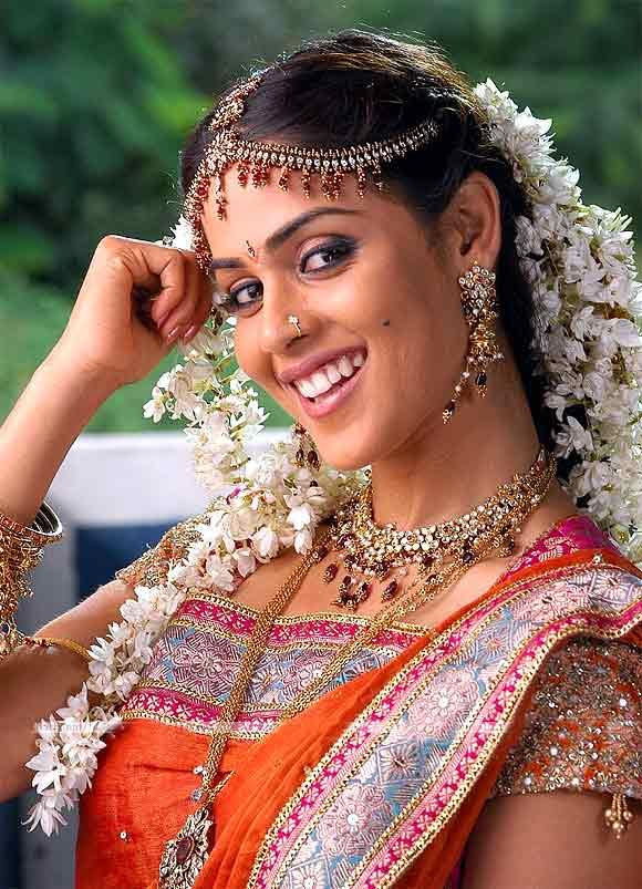 PIX: Genelia's filmi bridal avatars - Rediff.com Movies