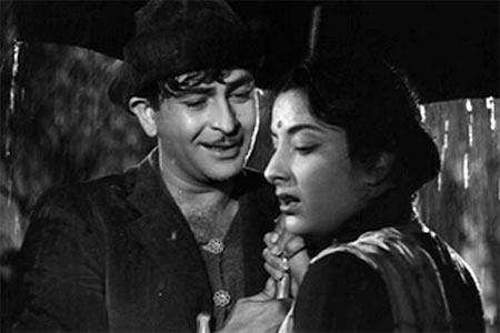 Raj Kapoor and Nargis in Shree 420