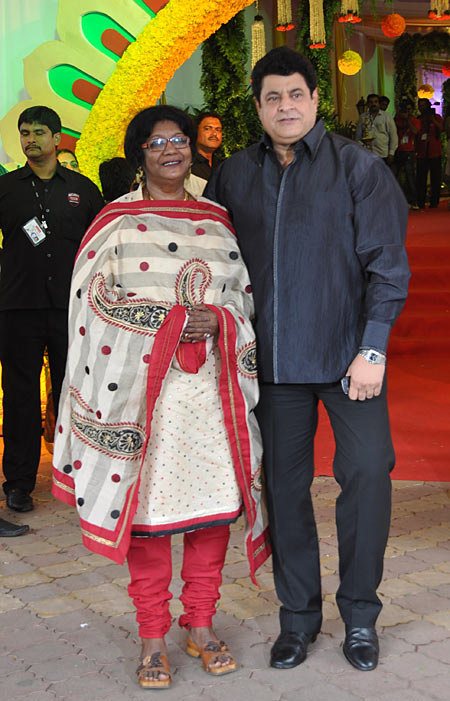 Gajendra Chouhan and wife
