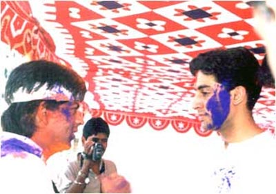 Shah Rukh Khan and Abhishek Bachchan
