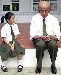 Taruni Sachdev and Amitabh Bachchan in Paa