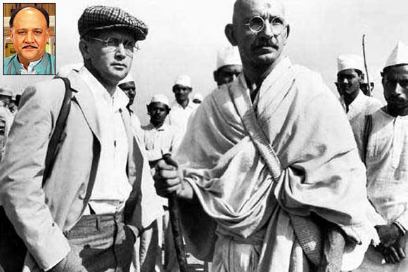 Martin Sheen, who played a New York Times reporter, with Gandhi during the Dandi March scenes. Inset: Alok Nath