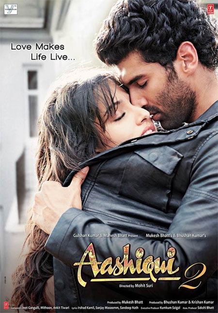 Shraddha Kapoor and Aditya Roy Kapur in Aashiqui 2