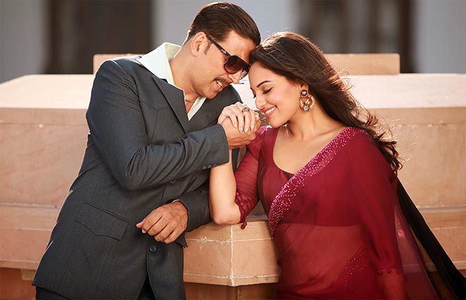 Sonakshi Sinha: My father is always in awe of my performance - Rediff