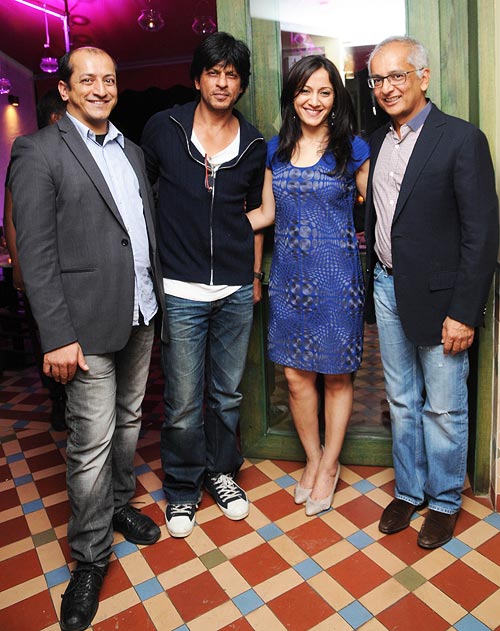 Sam Malde, Shah Rukh Khan, Arja Shridhar and Jay Mehta