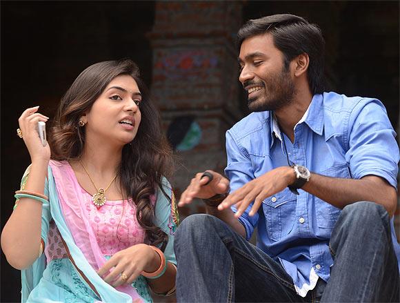 Nazriya Nazim and Dhanush in Naiyaandi