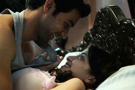 Rajkumar Yadav and Kainaz Motivala in Ragini MMS