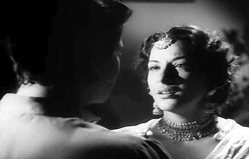 Raj Kapoor and Nargis in Aag