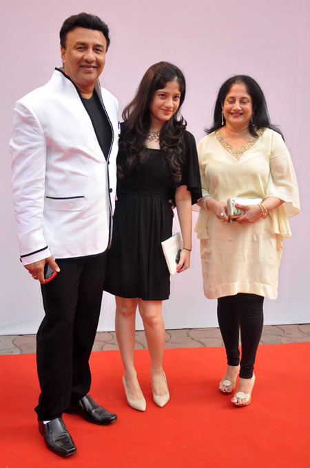 Anu Malik with daughter Anmol and wife Anju