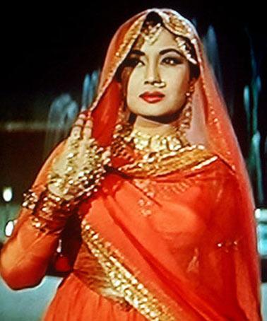 Meena Kumari in Pakeezah