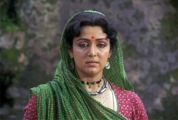 Hema Malini in Rihaee