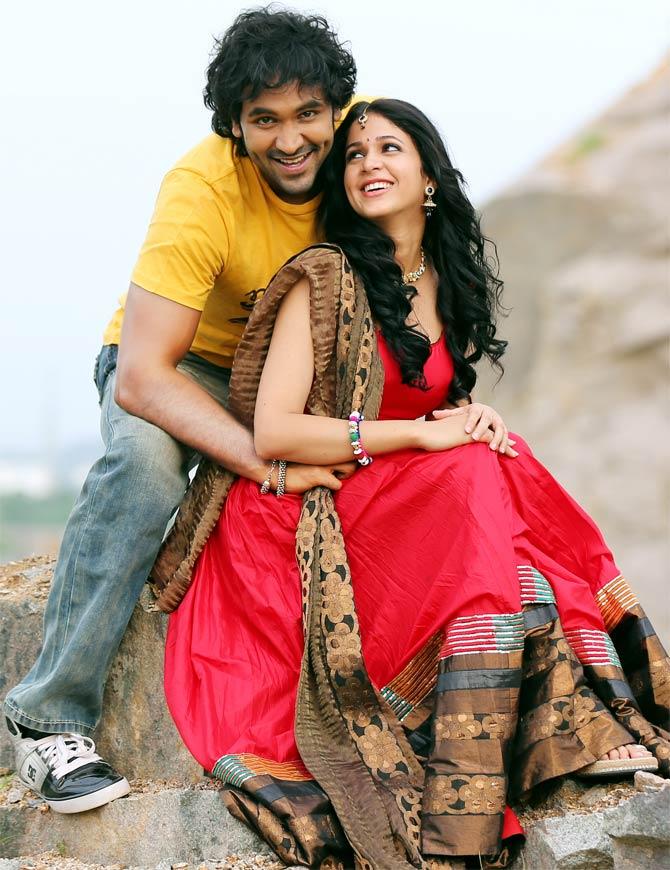 Vishnu Manchu and Lavanya Tripathi in Doosukeltha