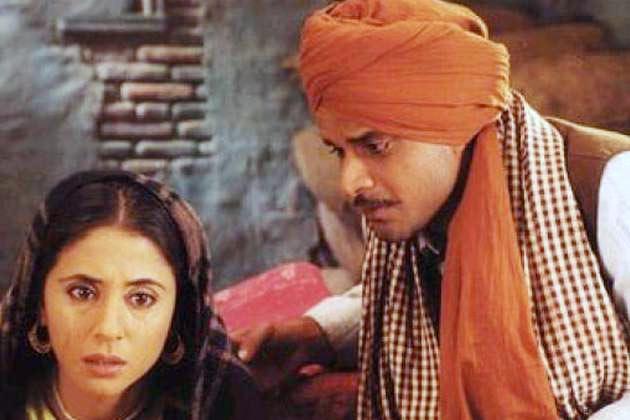 Urmila Matondkar and Manoj Bajpayee in Pinjar