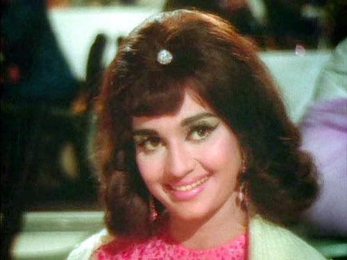 Asha Parekh in Teesri Manzil