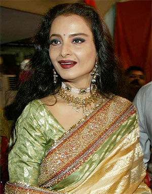 Rekha's newest star fan in Bollywood - Rediff.com Movies