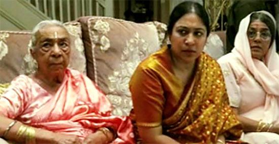 Zohra Sehgal in Bend It Like Beckham