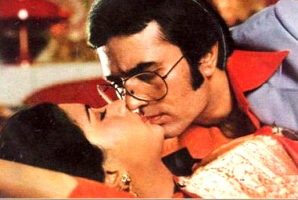 Rajesh Khanna and Poonam Dhillon in Red Rose