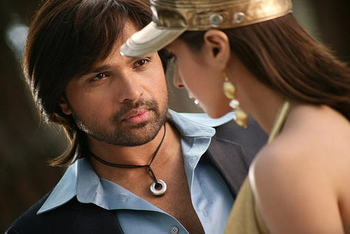 Himesh Reshammiya with Urmila Matondkar in Karzzz