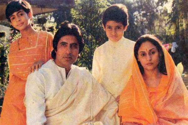 Shweta, Amitabh, Abhishek and Jaya Bachchan