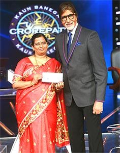 Megha Patil with Amitabh Bachchan on KBC 8