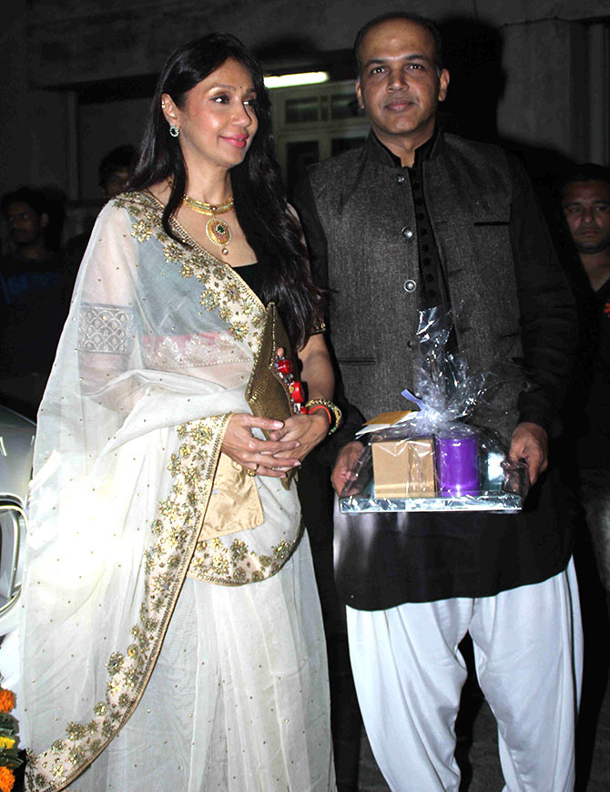 Ashutosh Gowarikar along with wife
