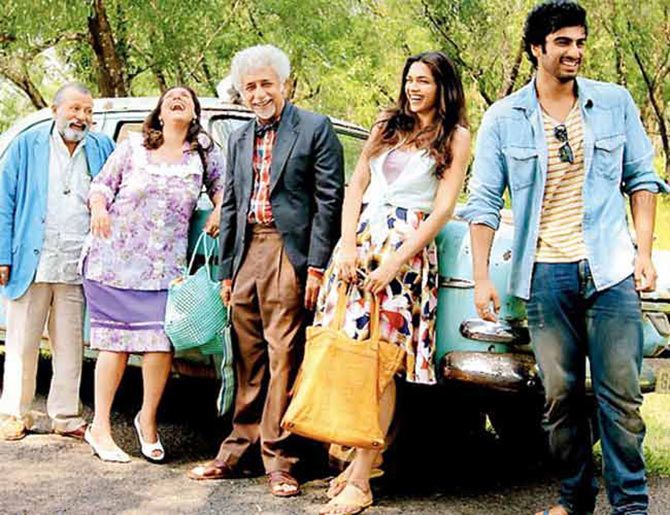 Pankaj Kapoor, Dimple Kapdia, Naseeruddin Shah, Deepika Padukone, Arjun Kapoor