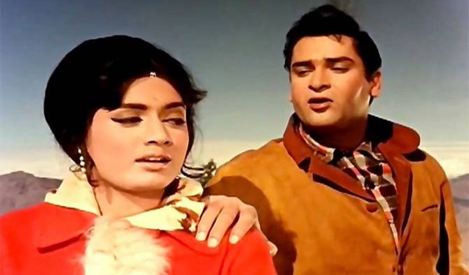Rajshree and Shammi Kapoor in Janwar.