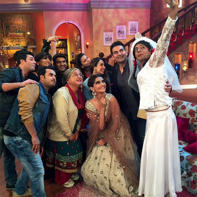 Cast of Doli Ki Dolly on the sets of Comedy Nights with Kapil