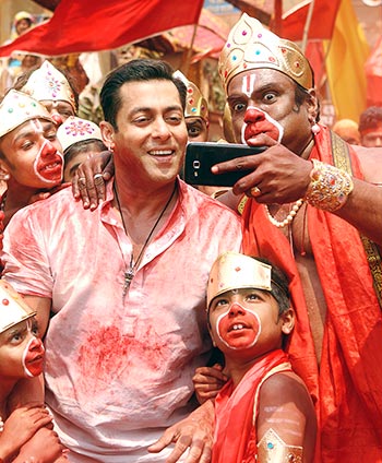 Review: Salman Gets It Right In Bajrangi Bhaijaan