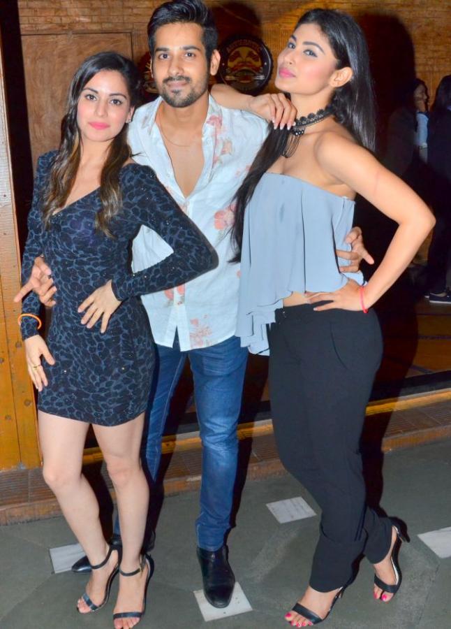 Shraddha Arya, Kunal Verma and Mouni Roy