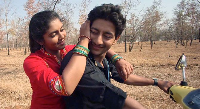 Rinku Rajguru and Akash Thosar play the much in love couple, Archana 'Archie' Patil and Prashant Kale in Sairat.