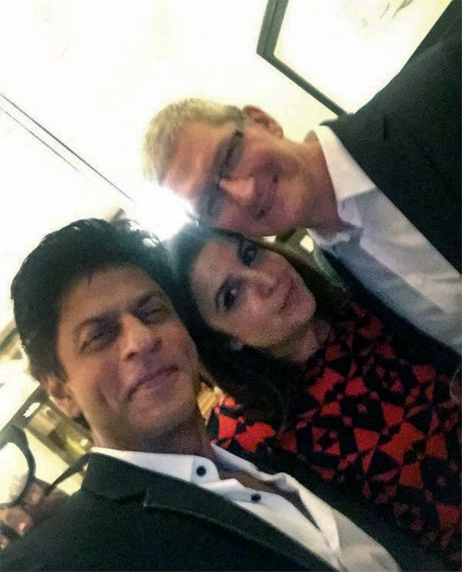 Shah Rukh Khan, Farah, Tim Cook