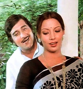 Vinod Khanna and Shabana Azmi