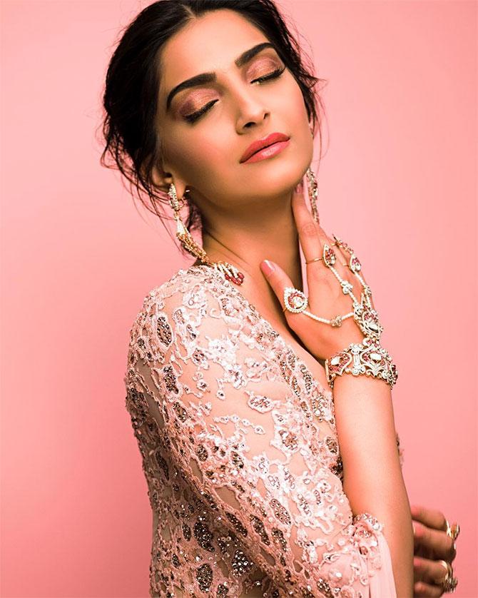 pix sonam kapoor wows cannes rediff com movies pix sonam kapoor wows cannes rediff com movies