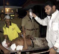 Injured persons at Rajawadi Hospital. Pic: Deepak Salvi