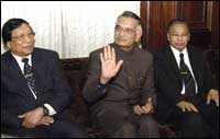 Thuingaleng Muivah and Issac Chisi Swu with Union Home Minister Shivraj Patil in New Delhi
