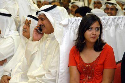 kuwaiti women pictures