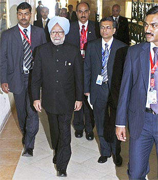 Dr Singh arrives with a delegation to meet with his Pakistani counterpart