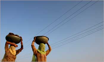 Women brave heat in Haryana.