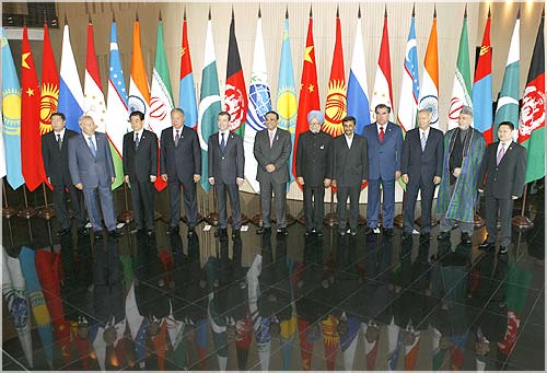 Leaders at the Shanghai Cooperation Organisation pose for a photo.