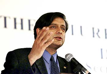 Shashi Tharoor during a lecture in Singapore, July 2006.