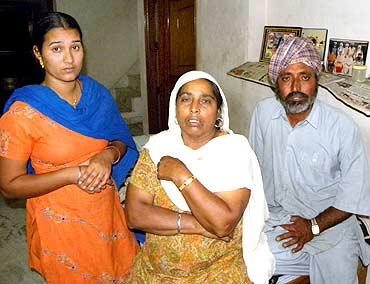 Daljeet Singh's sister Baljit, aunt Sakhminder and her husband