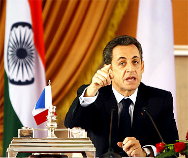 Sarkozy applauded India's efforts to normalise relations with Pakistan