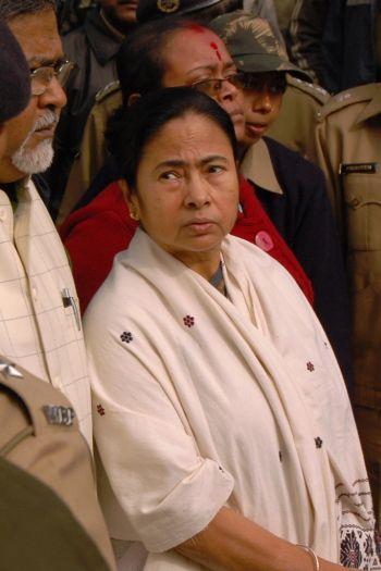 Trinamool Congress chief Mamata Banerjee comes to pay her tribute