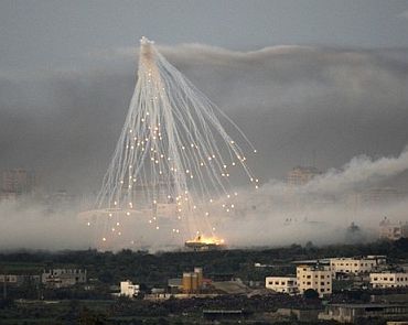 File photo shows Israeli air raid in Gaza using cluster bombs