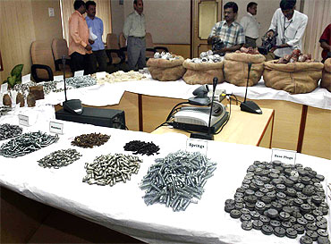 Police display the seized weapons