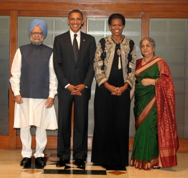 Prime Minister Manmohan Singh with US President Barack Obama, First Lady Michelle Obama and Gursharan Kaur