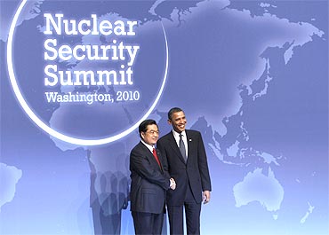 US President Barack Obama greets China's President Hu Jintao at the Nuclear Security Summit in Washington