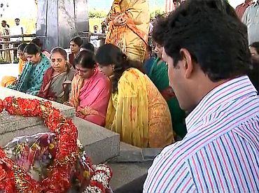 Jagan at his father's final resting place