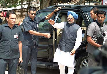 PM Dr Singh gets out of his bulletproof Tata Safari to visit a health centre in Tembhali village